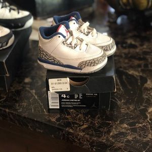 Infant jordan shoes size 4c Clearance